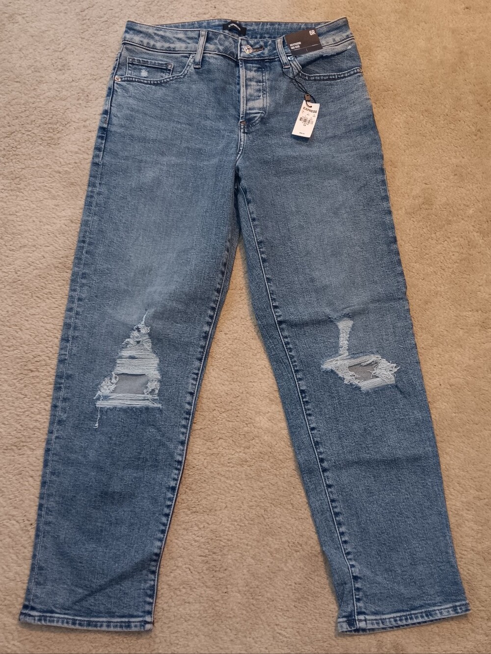 Express Boyfriend Mid-Rise Distressed Blue Denim Jeans 6R NEW